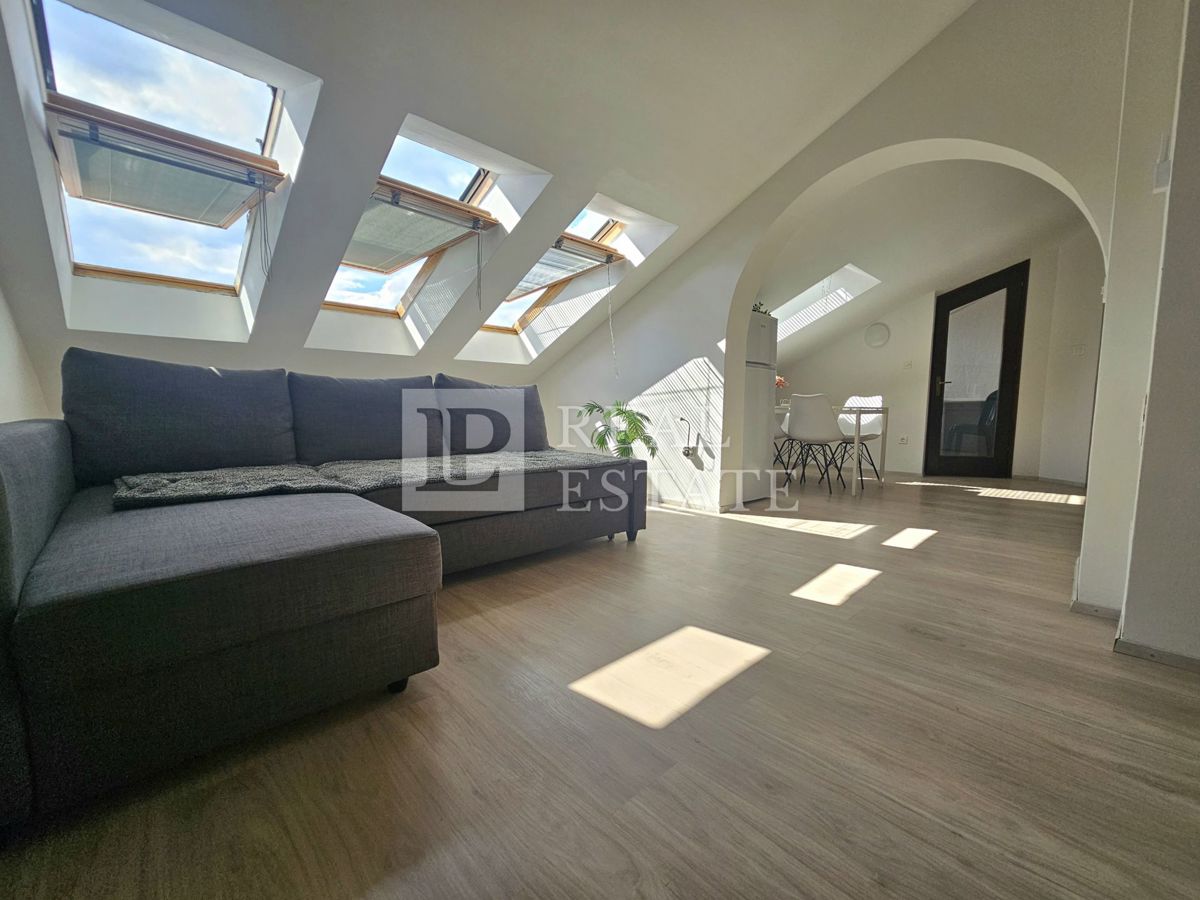 SELCE - EKSKLUZIVNA PRODAJA - apartma z odprtim pogledom na morje