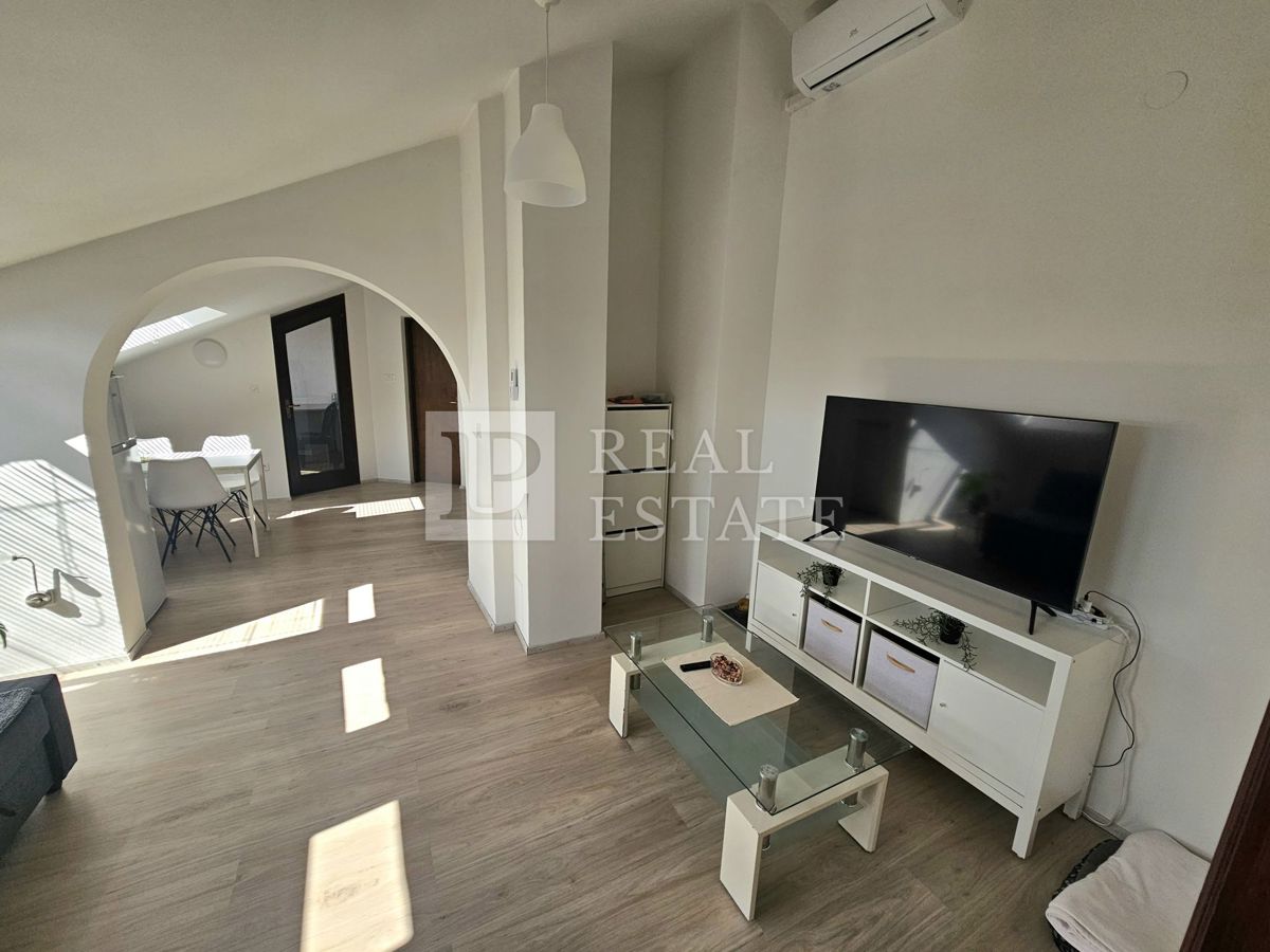 SELCE - EKSKLUZIVNA PRODAJA - apartma z odprtim pogledom na morje