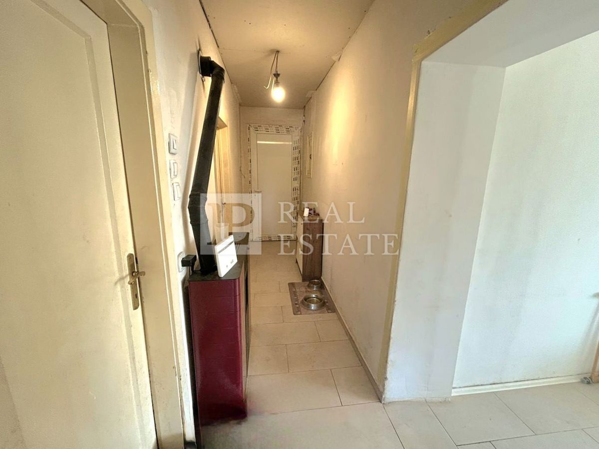 KRALJEVICA - stanovanje v pritličju 100 metrov od morja