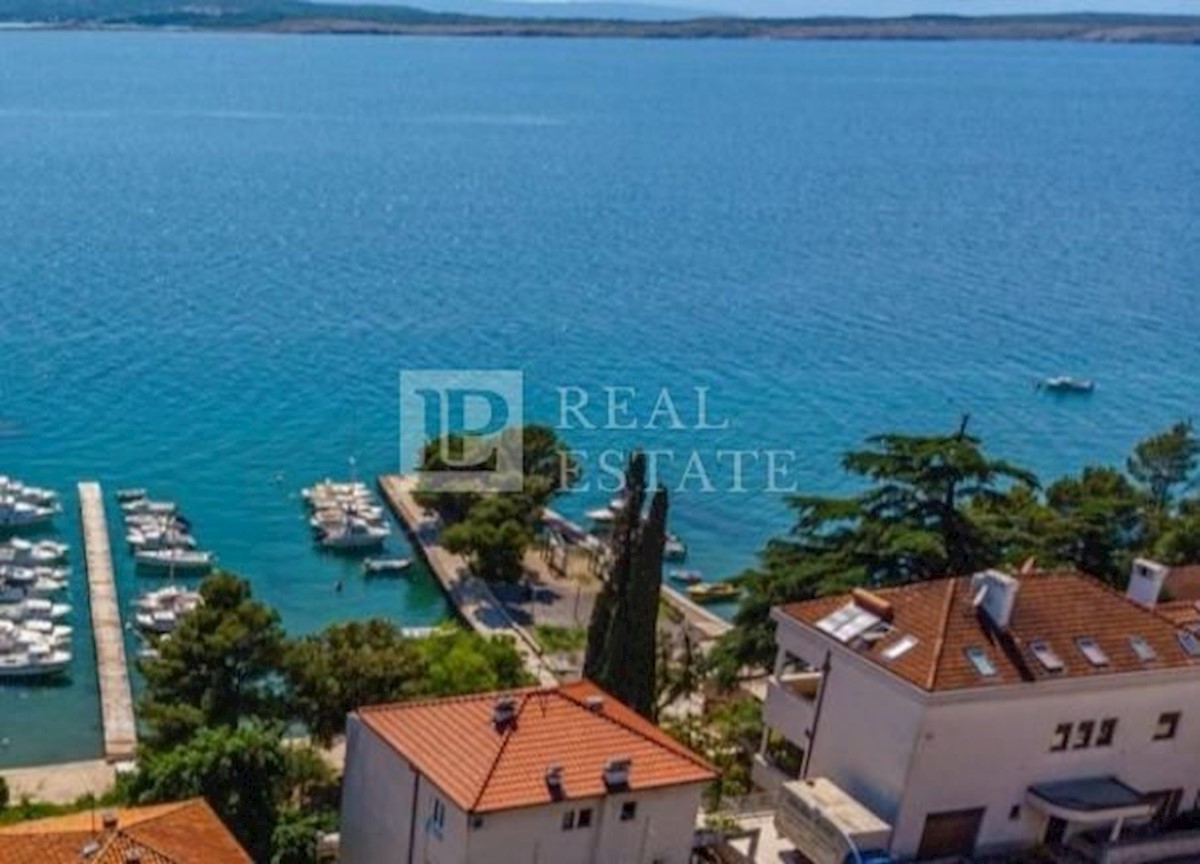 CRIKVENICA - hiša s poslovnimi prostori blizu morja