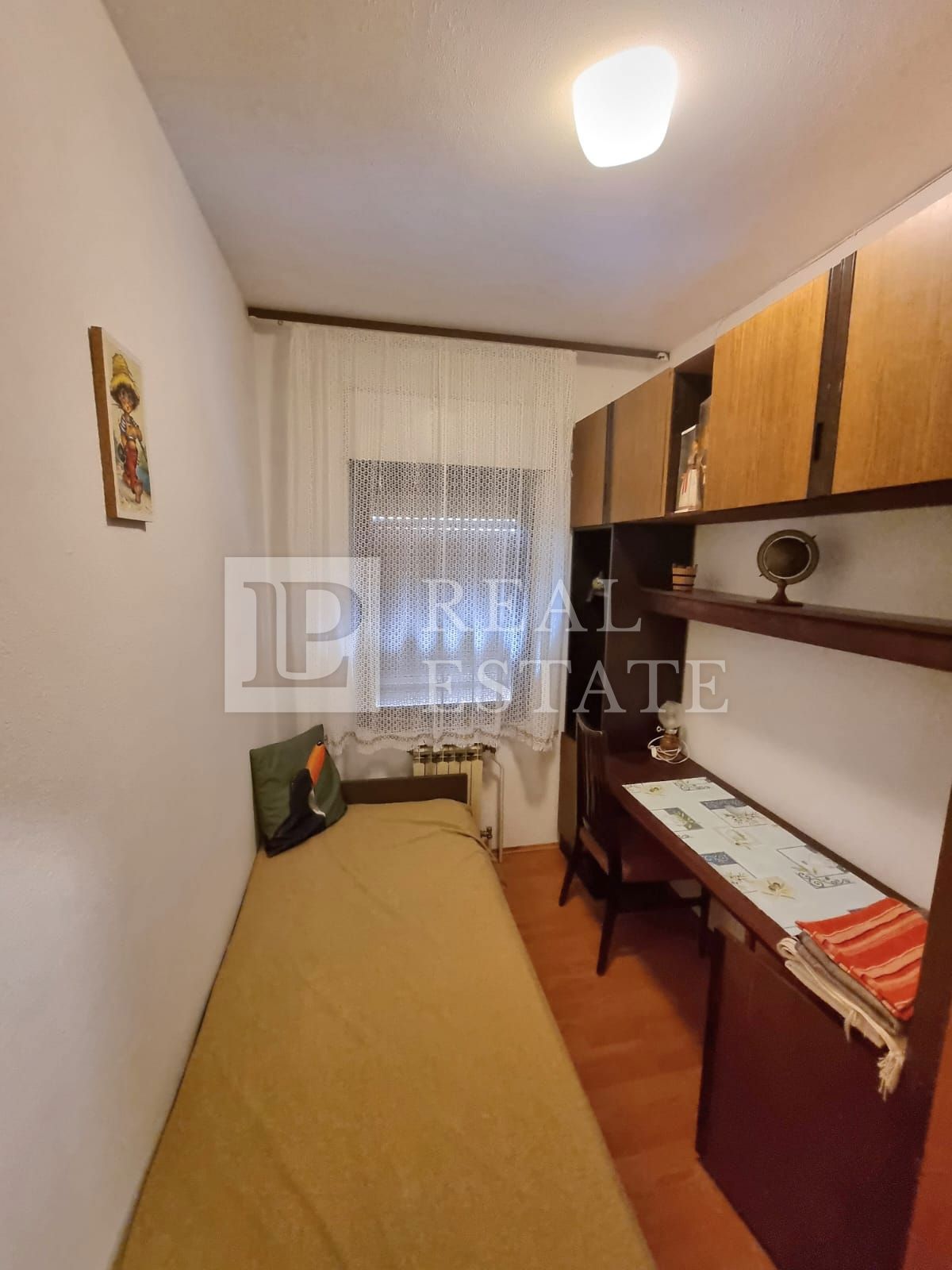 BRIBIR - samostojna hiša s štirimi apartmaji