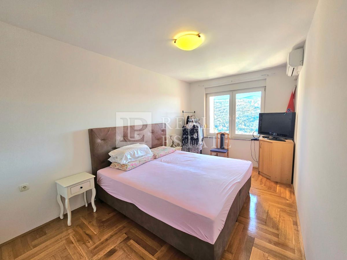 CRIKVENICA - apartma s pogledom na morje