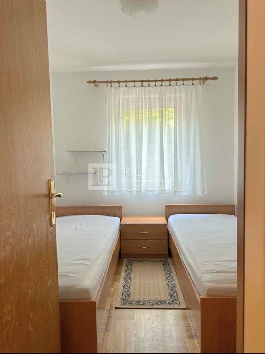 CRIKVENICA - 2-sobno stanovanje 500 metrov od morja