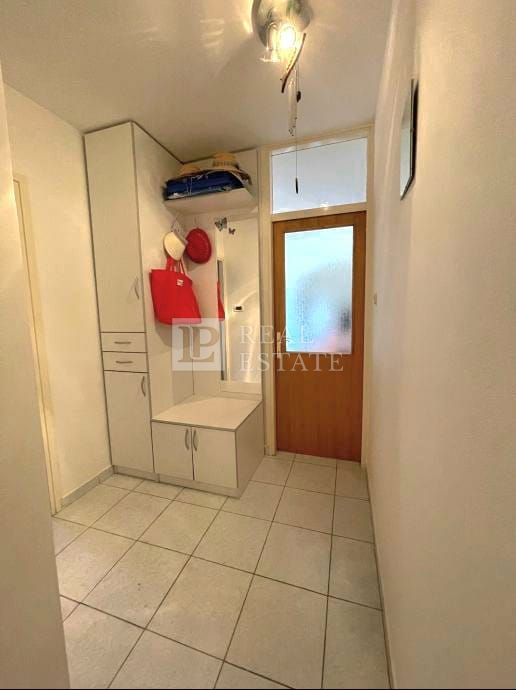 CRIKVENICA - 2-sobno stanovanje 500 metrov od morja