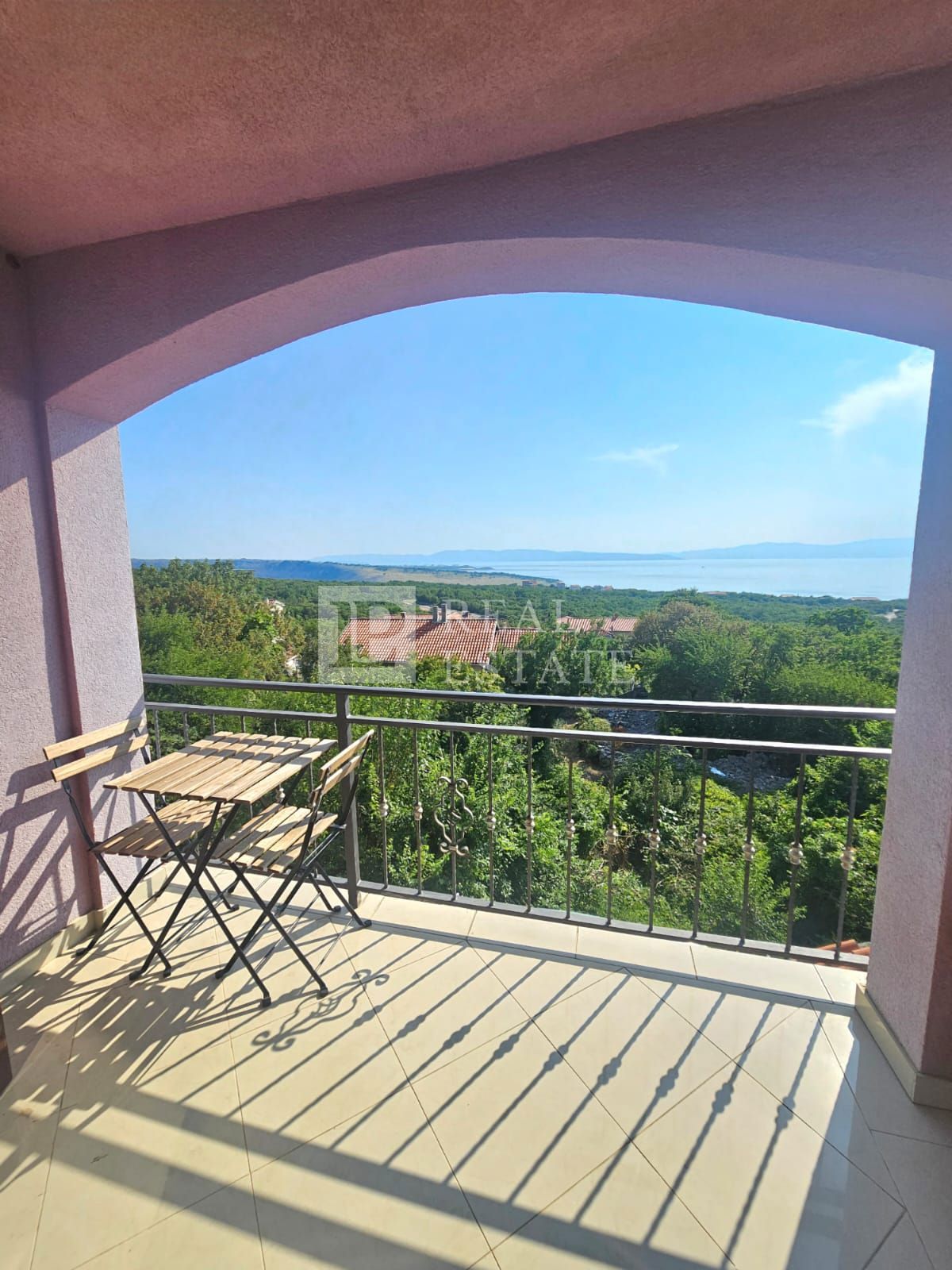 KRALJEVICA - dvonadstropno stanovanje s panoramskim pogledom na morje