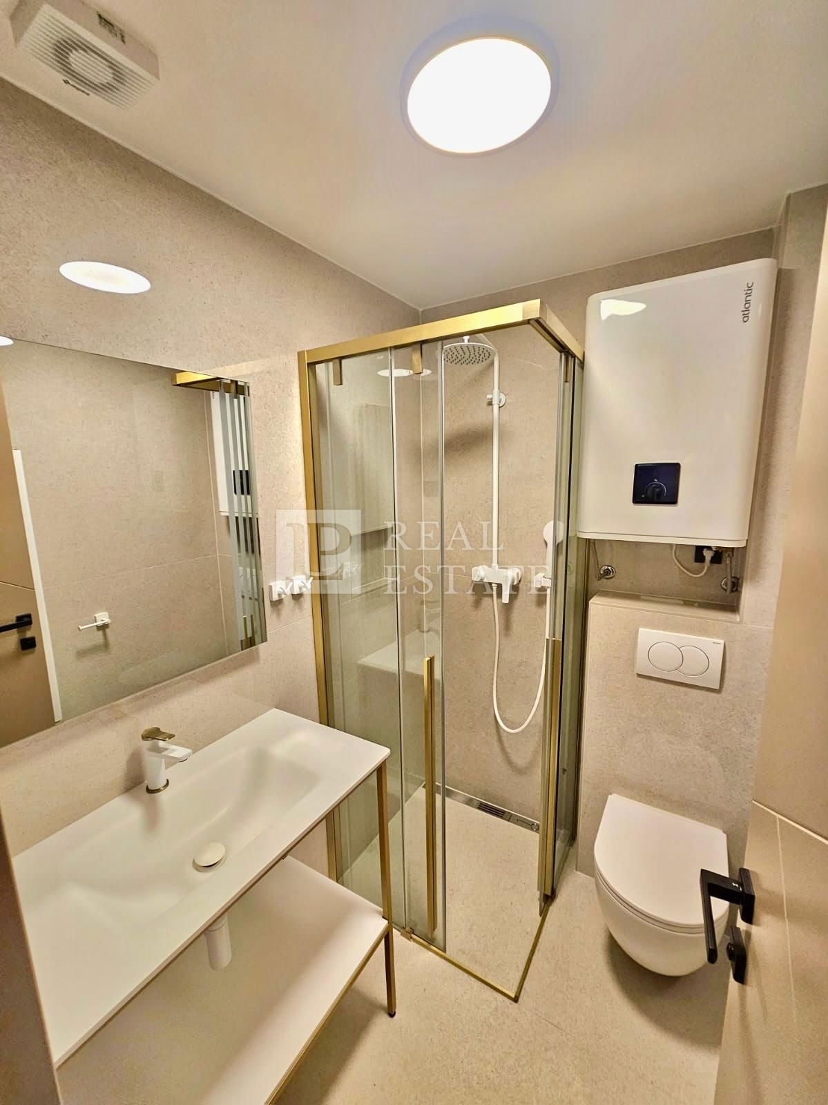 CRIKVENICA - luksuzno stanovanje na odlični lokaciji