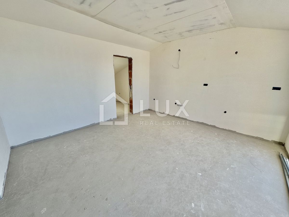 CRIKVENICA - penthouse 100m2 v novogradnji