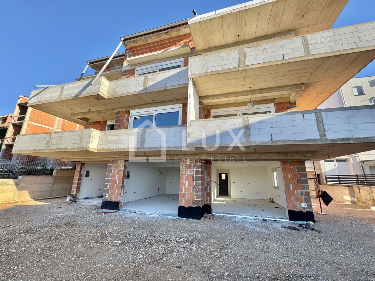 CRIKVENICA - penthouse 100m2 v novogradnji
