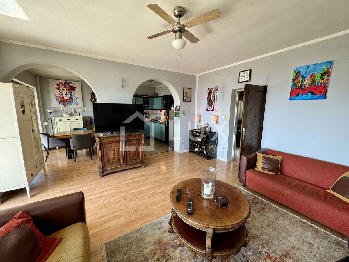 DRAMALJ - apartmajska hiša 2. red do morja