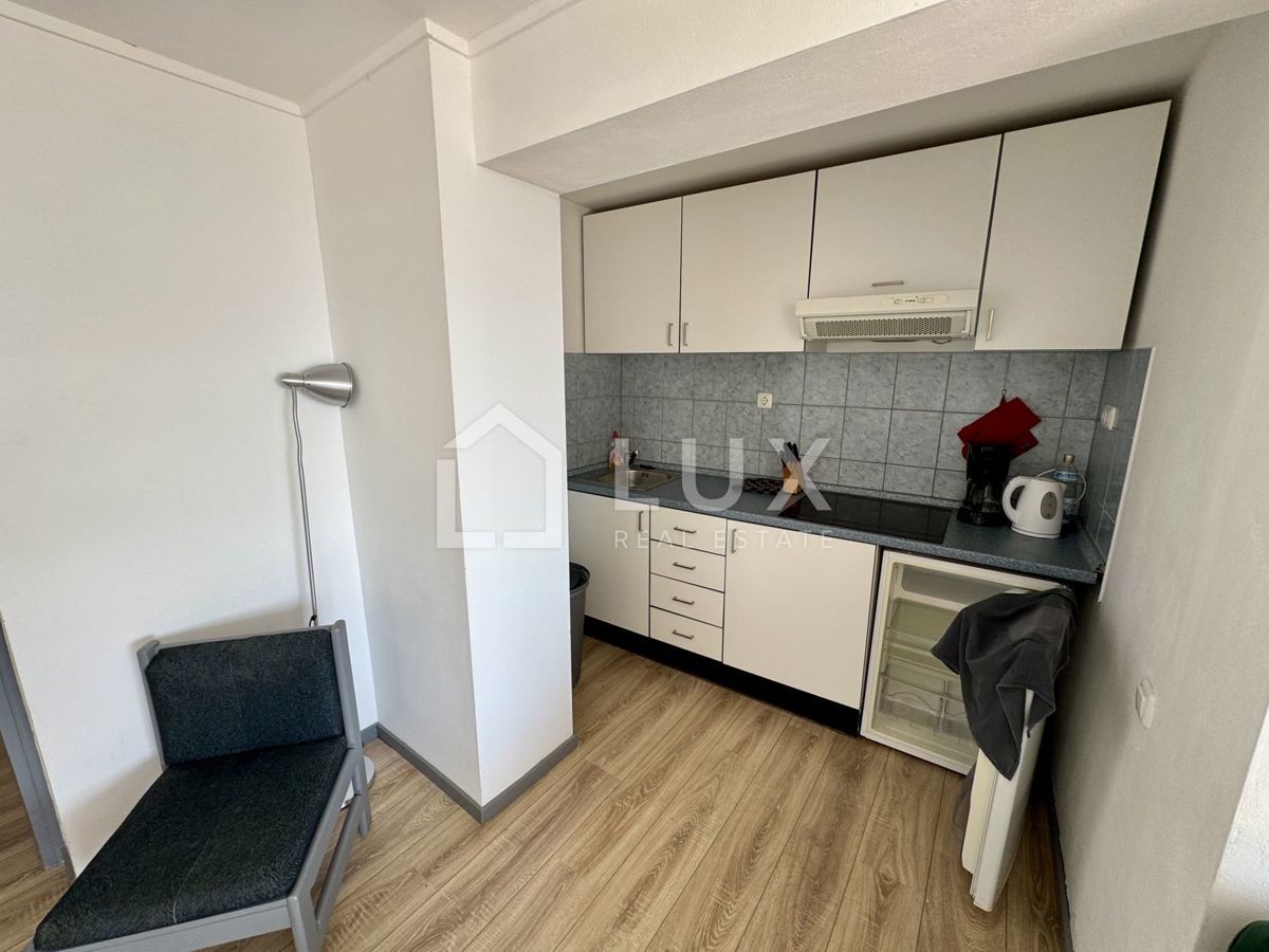 DRAMALJ - apartmajska hiša 2. red do morja