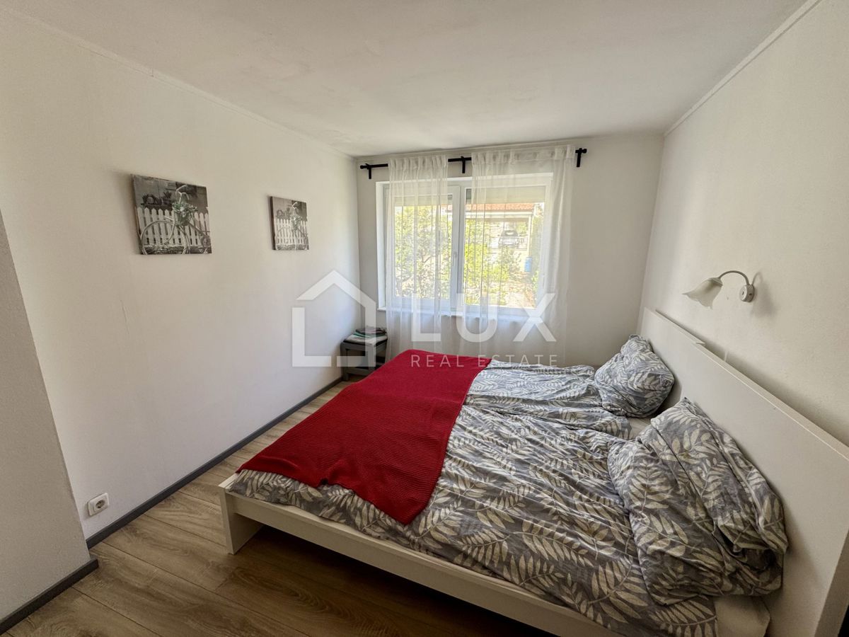 DRAMALJ - apartmajska hiša 2. red do morja