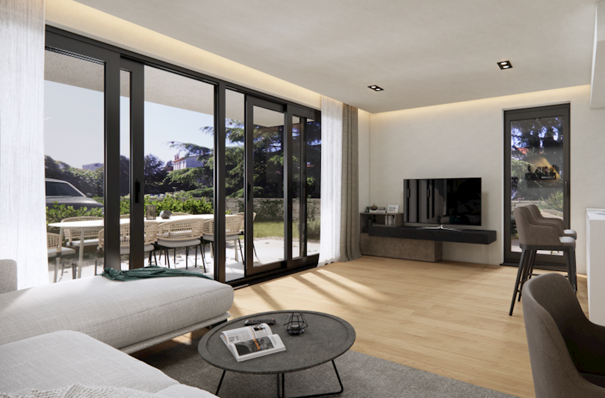 Rovinj - pritlični apartma z vrtom