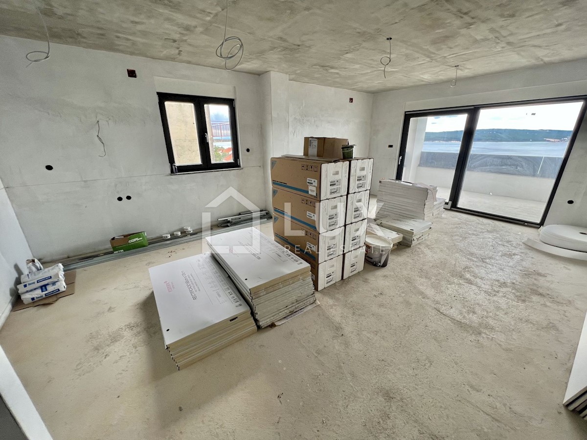 DRAMALJ - novogradnja, stanovanje 118m2, pogled na morje