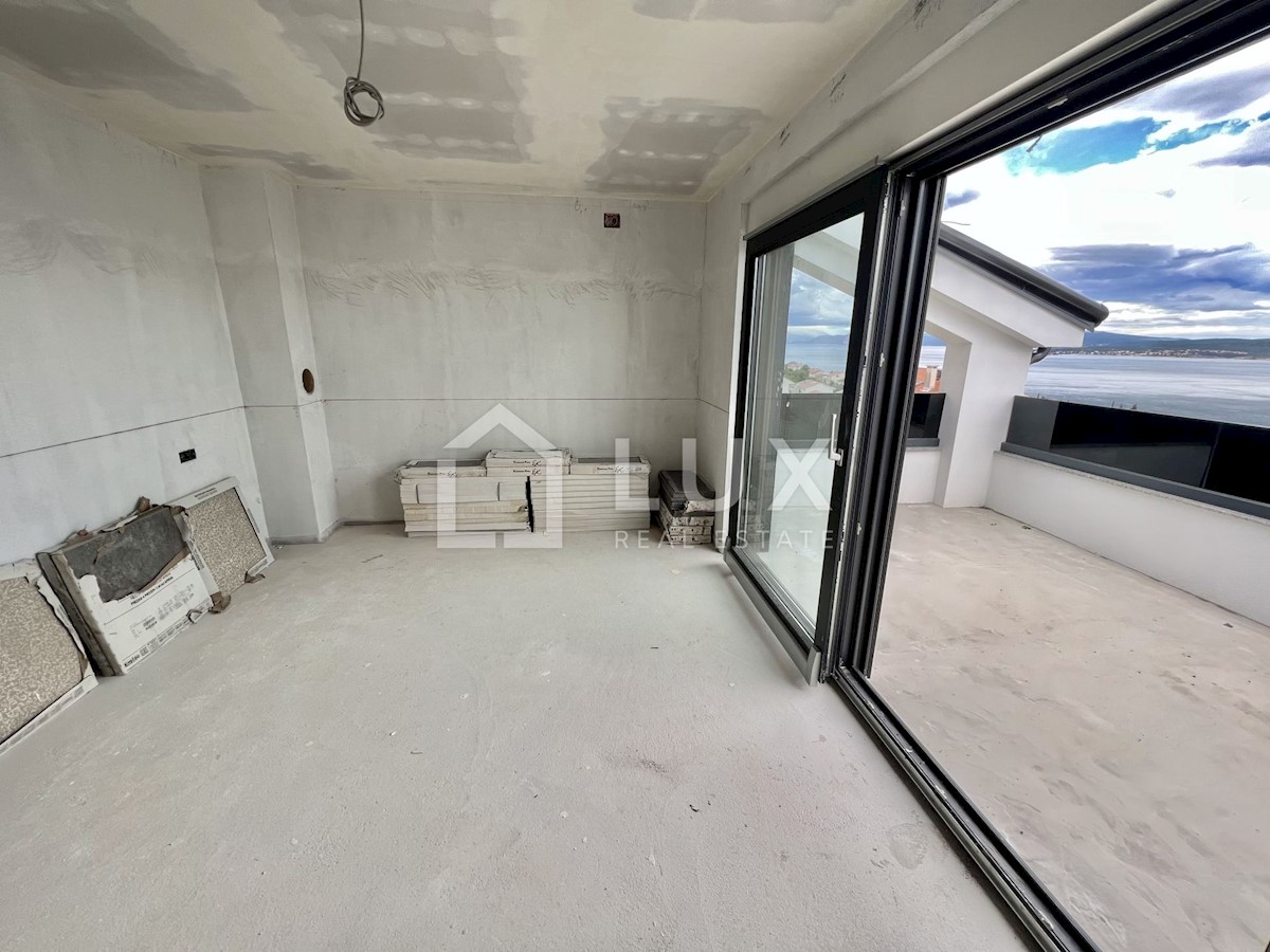 DRAMALJ - novogradnja, stanovanje 118m2, pogled na morje