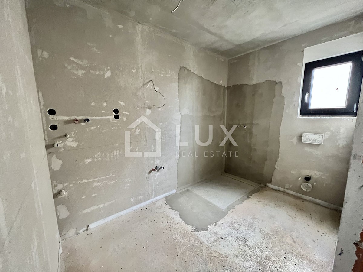 DRAMALJ - novogradnja, stanovanje 118m2, pogled na morje