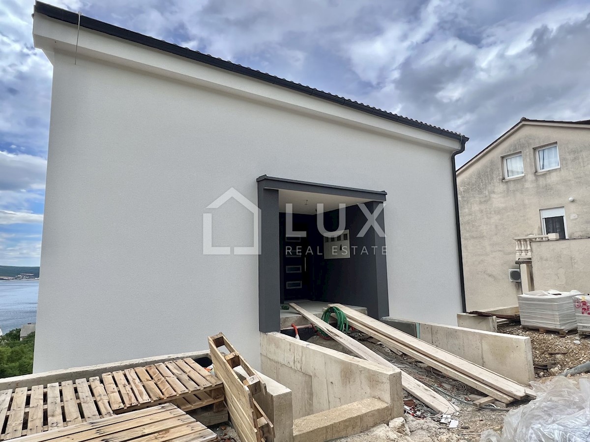 DRAMALJ - novogradnja, stanovanje 118m2, pogled na morje