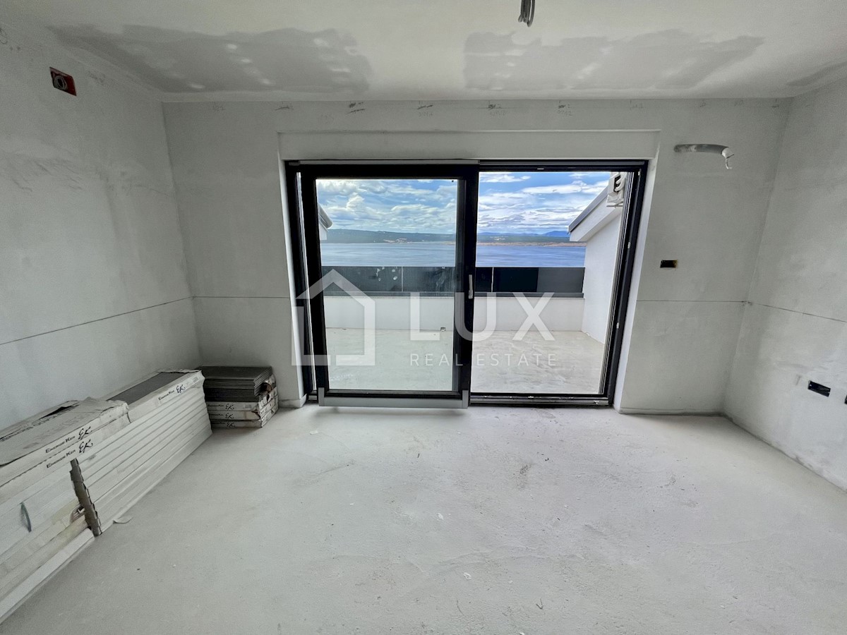 DRAMALJ - novogradnja, stanovanje 118m2, pogled na morje