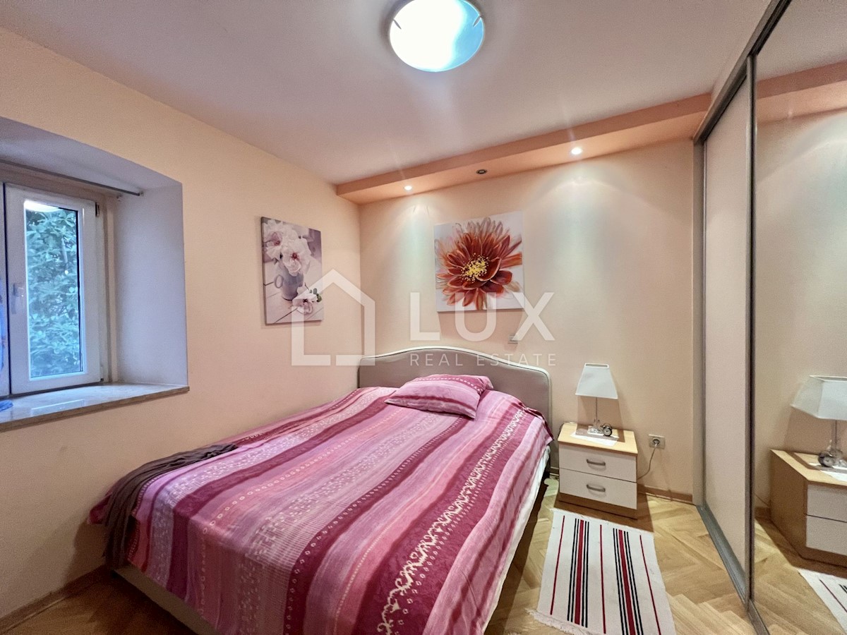 CRIKVENICA - prostorno stanovanje 100m2, center mesta