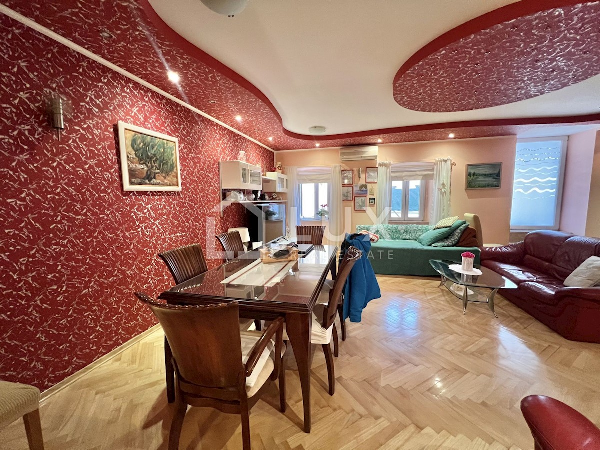 CRIKVENICA - prostorno stanovanje 100m2, center mesta