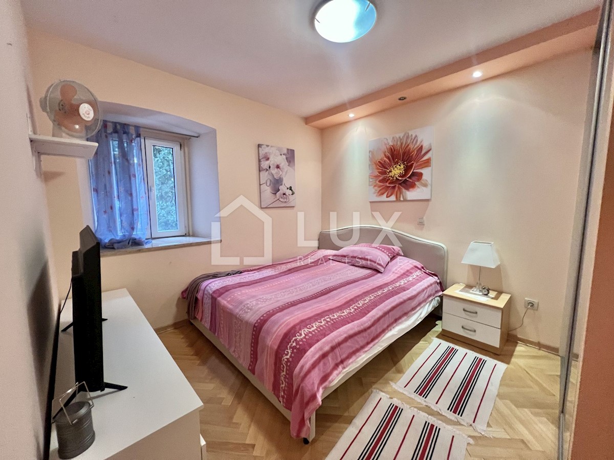 CRIKVENICA - prostorno stanovanje 100m2, center mesta