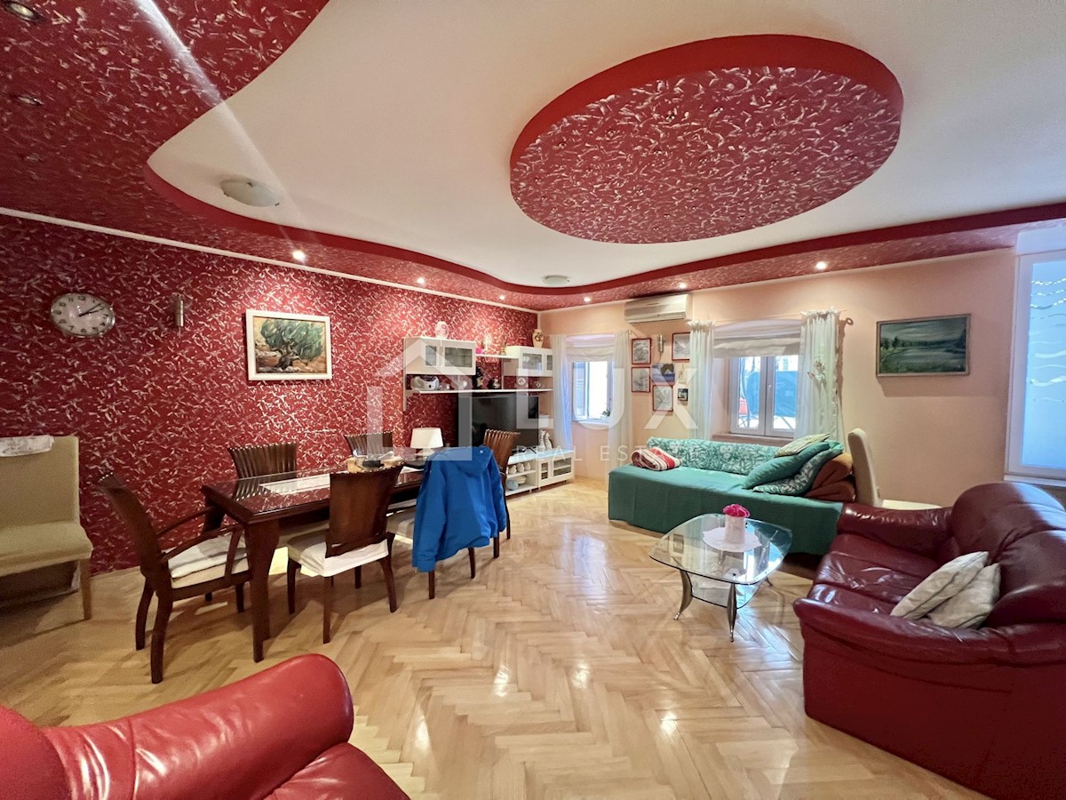 CRIKVENICA - prostorno stanovanje 100m2, center mesta
