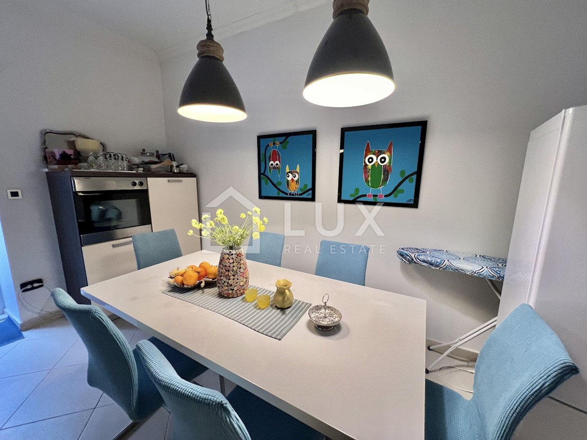CRIKVENICA - dva apartmaja v centru mesta