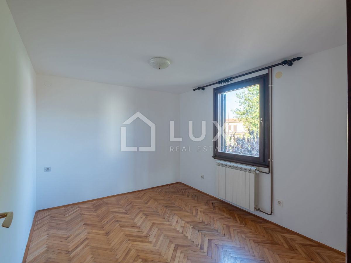 PULA - stanovanje 85m2 + vrt
