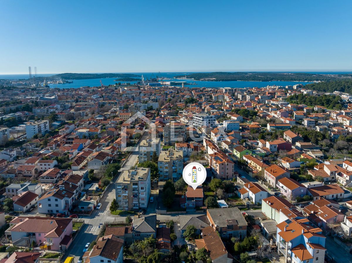 PULA - stanovanje 85m2 + vrt
