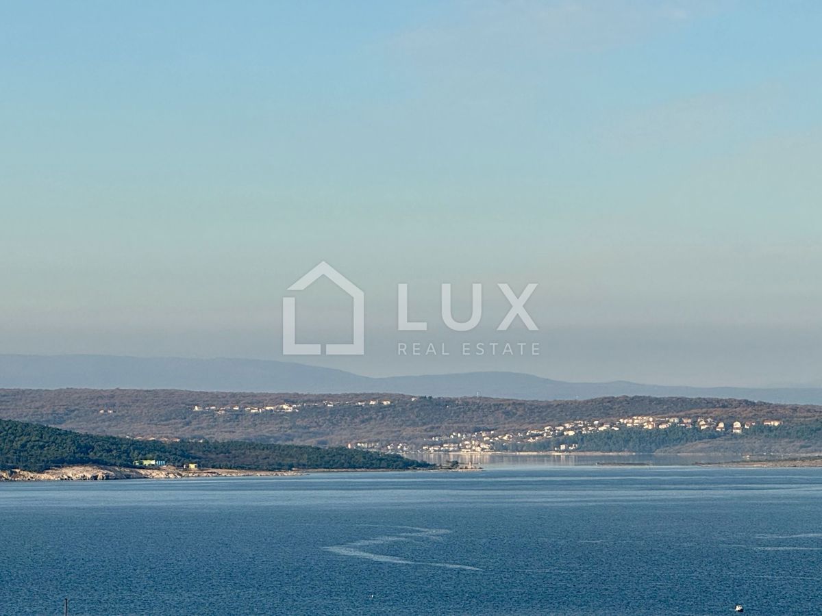 CRIKVENICA - penthouse 182m2, 3 parkirna mesta