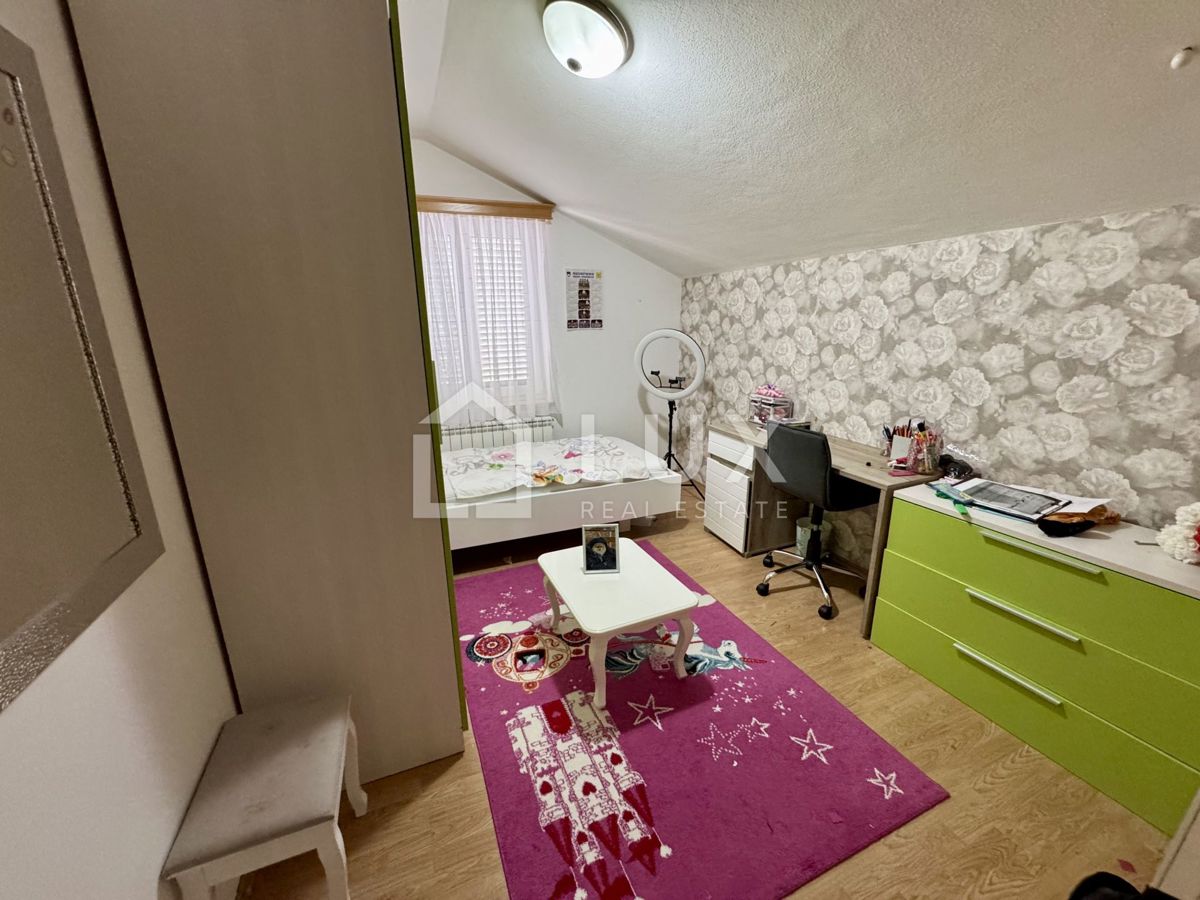 CRIKVENICA - penthouse 182m2, 3 parkirna mesta