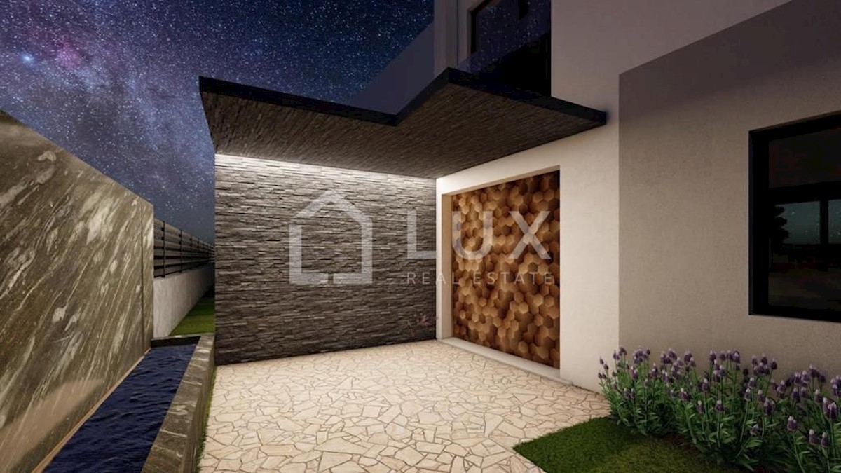 POREČ - stanovanje 96m2 z jacuzzijem, novogradnja