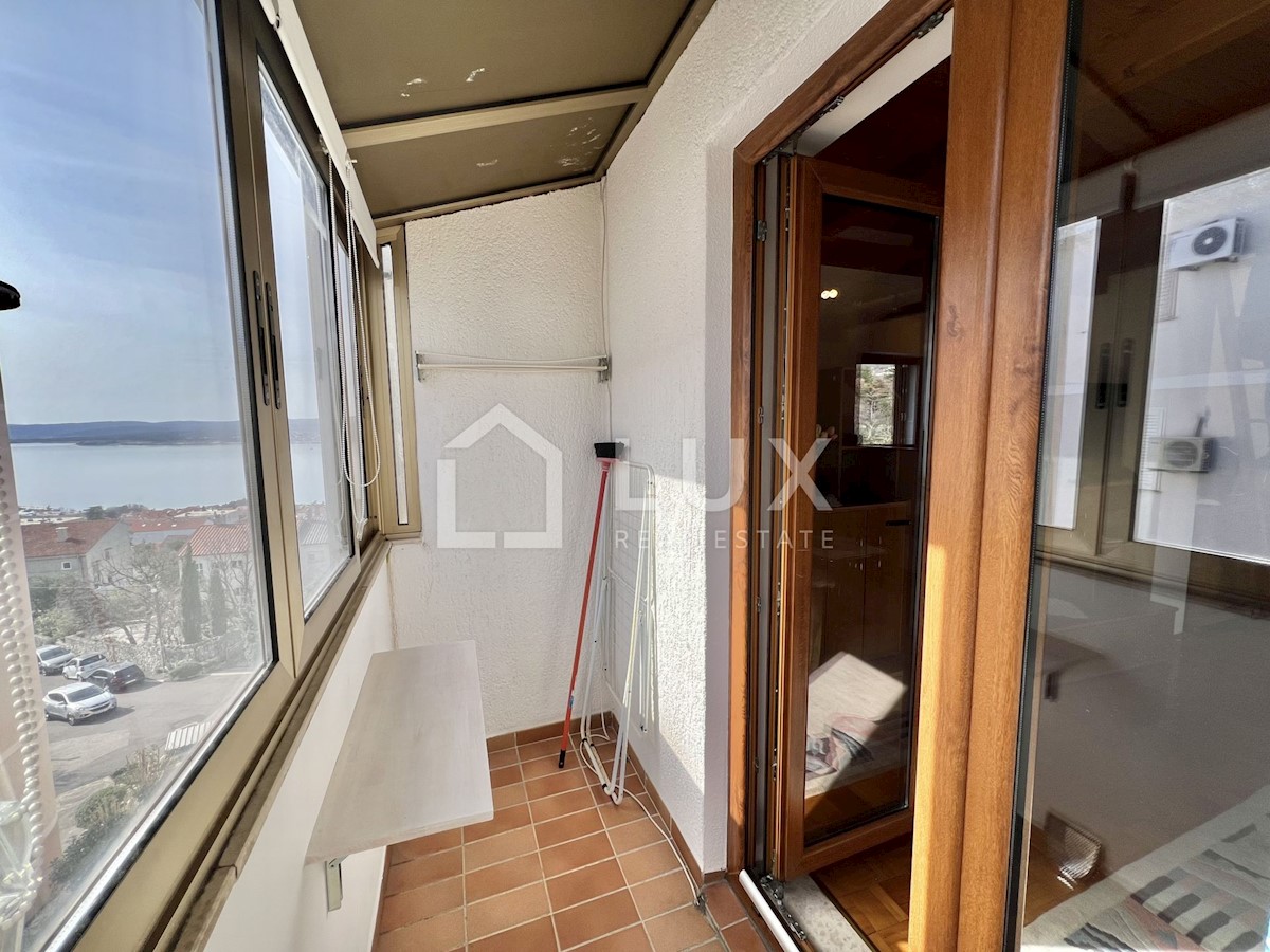 CRIKVENICA - dvosobni apartma 42m2, pogled na morje