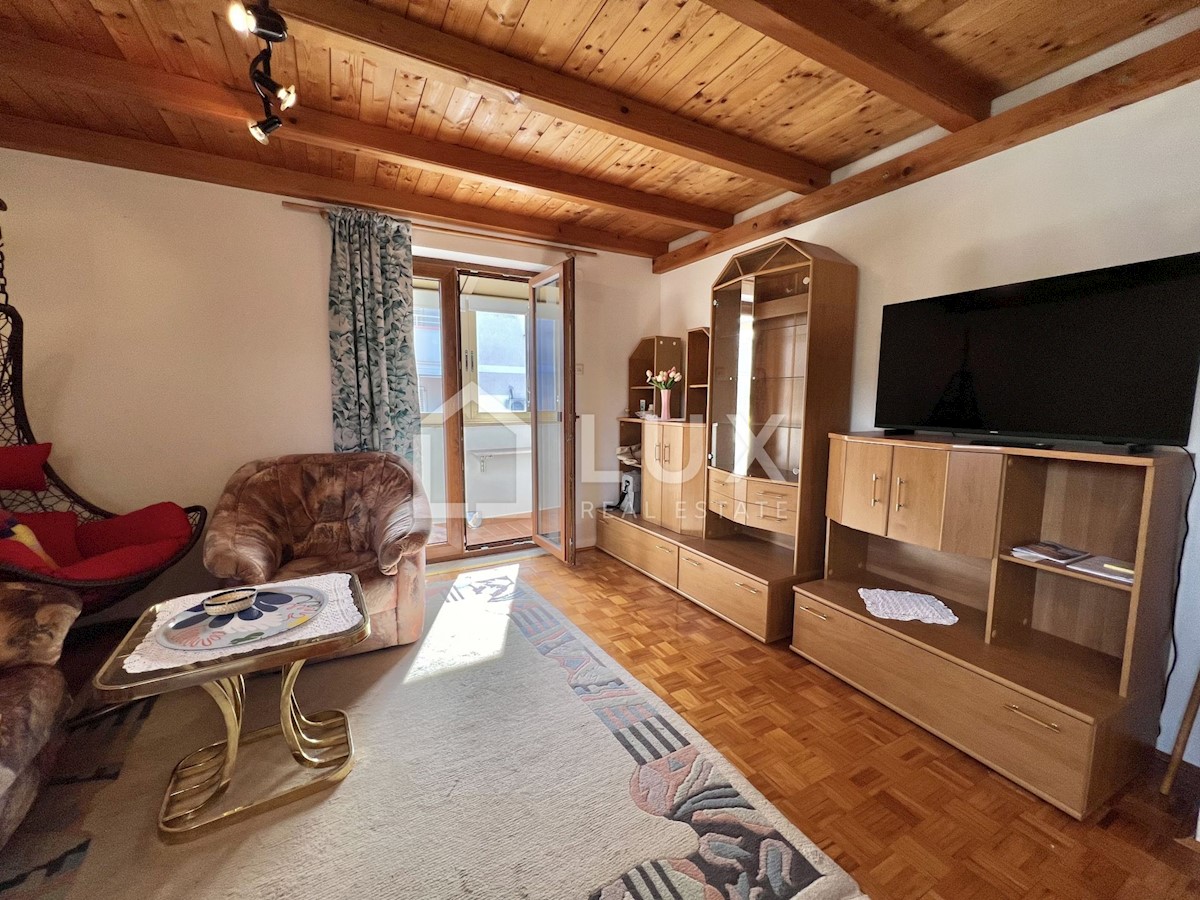 CRIKVENICA - dvosobni apartma 42m2, pogled na morje
