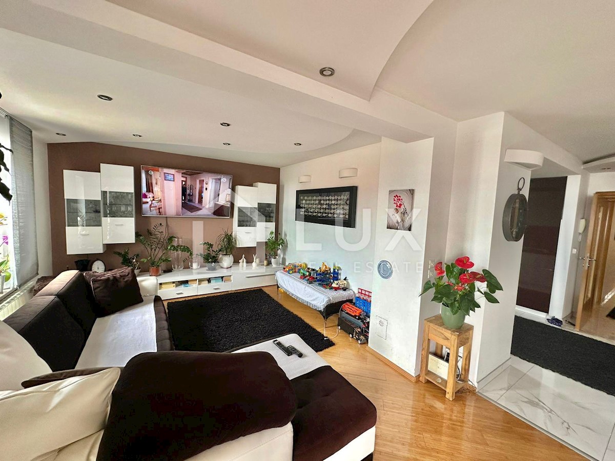CRIKVENICA - stanovanje 125m2, 3s + kopalnica