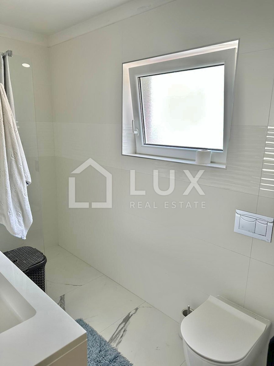 CRIKVENICA - stanovanje 125m2, 3s + kopalnica