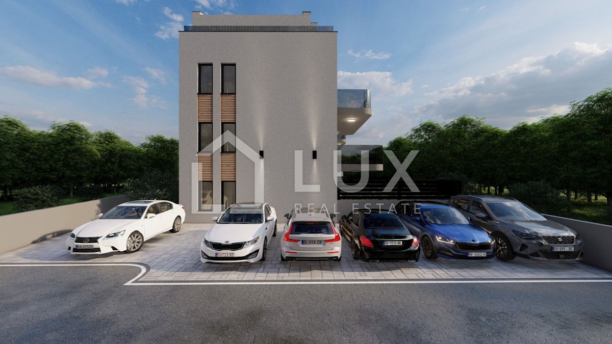 ROVINJ - penthouse 150m2, novogradnja
