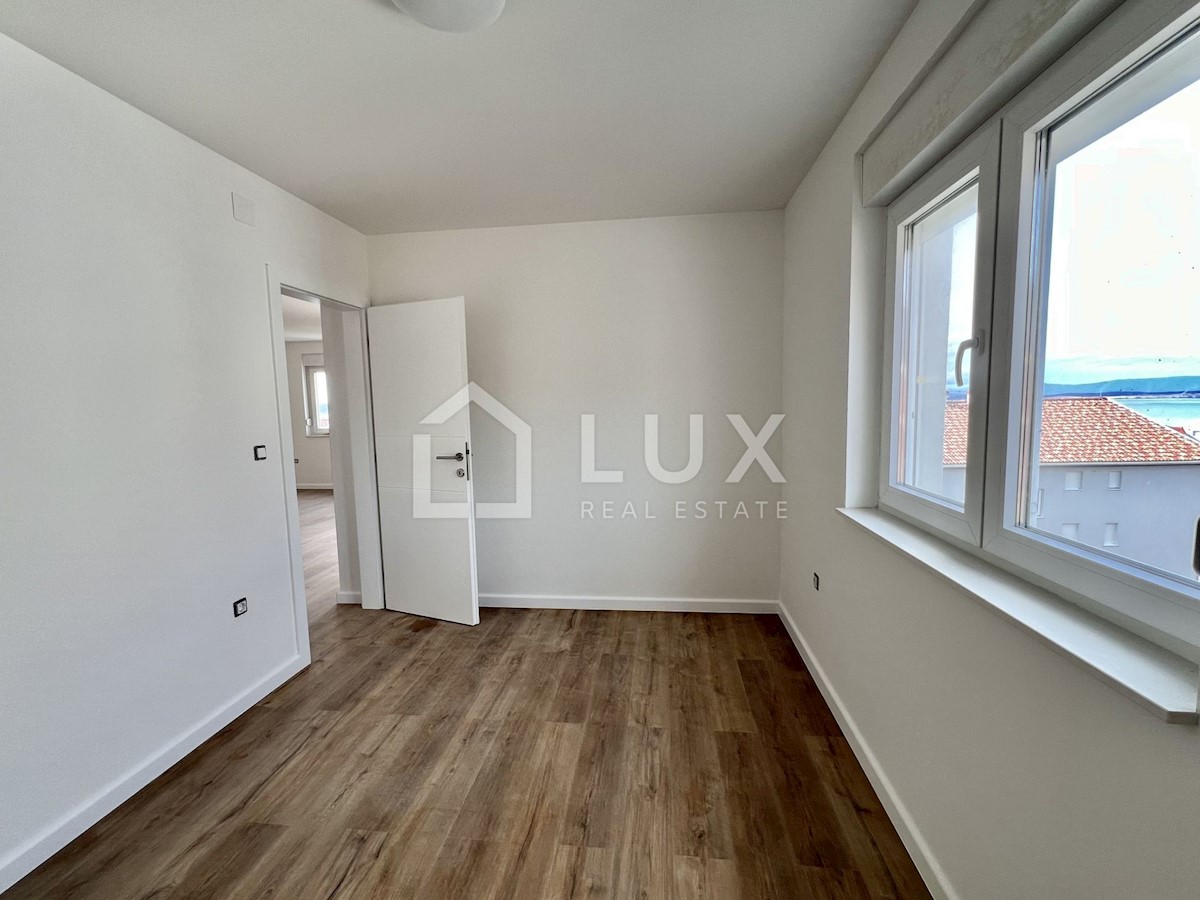 CRIKVENICA - novogradnja, apartma 122m2, pogled na morje