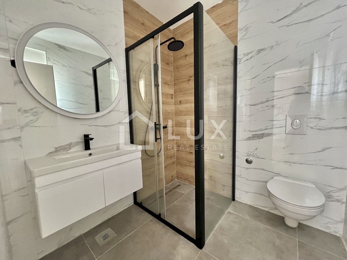 CRIKVENICA - novogradnja, apartma 122m2, pogled na morje