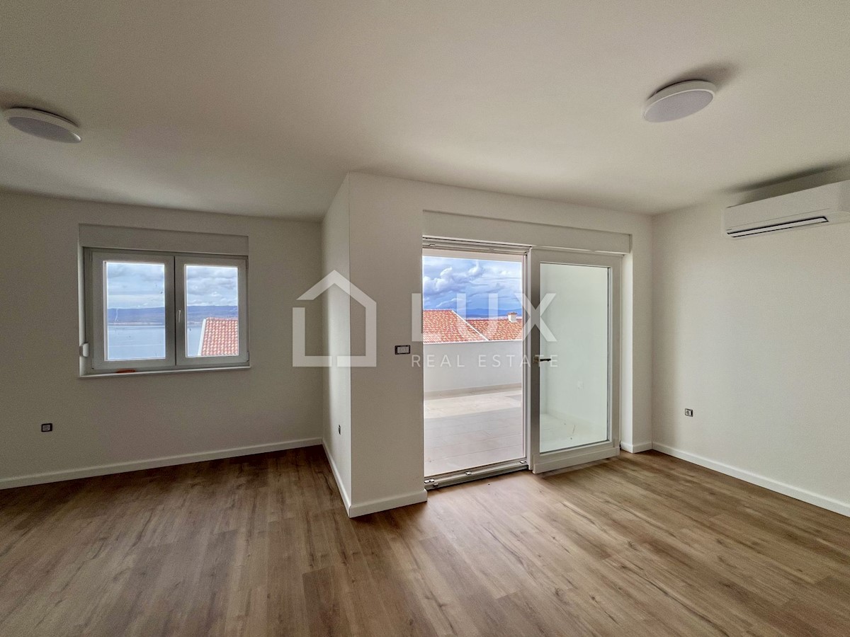 CRIKVENICA - novogradnja, apartma 122m2, pogled na morje