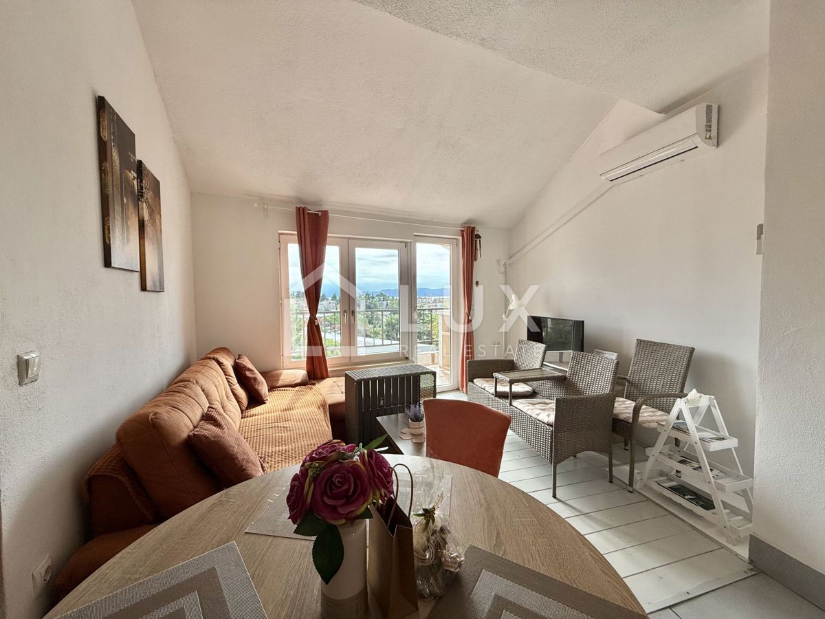 CRIKVENICA - stanovanje 50m2 v centru mesta