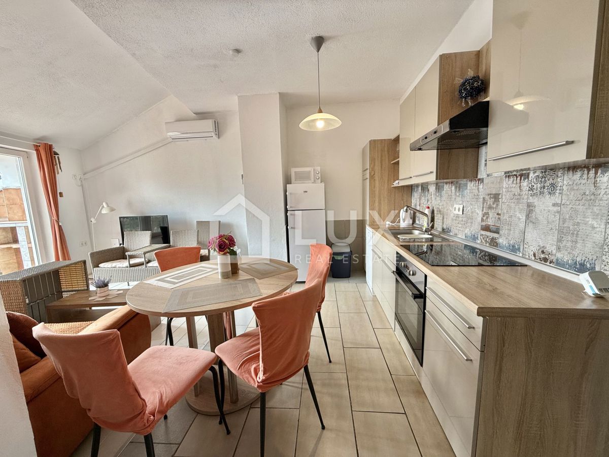 CRIKVENICA - stanovanje 50m2 v centru mesta