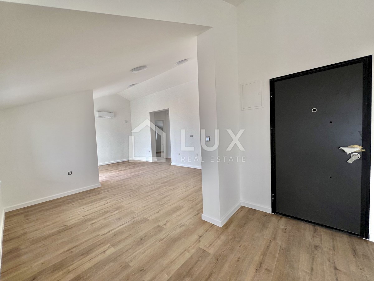 CRIKVENICA - penthouse 110m2, pogled na morje