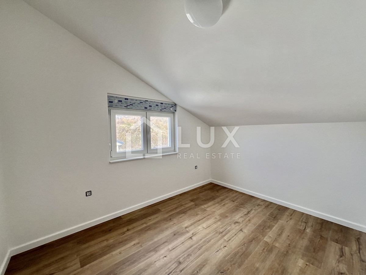 CRIKVENICA - penthouse 110m2, pogled na morje