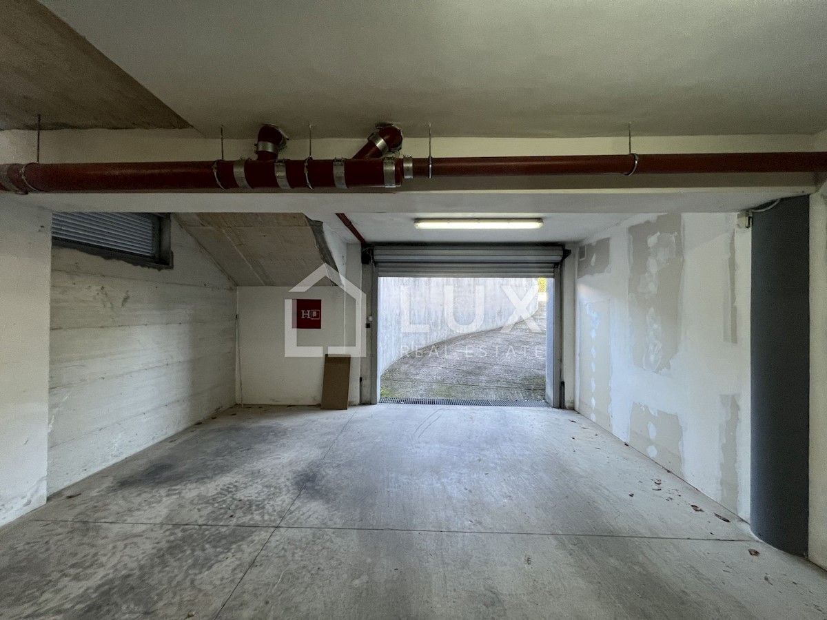 ROVINJ - pritlično stanovanje 66m2 + garaža