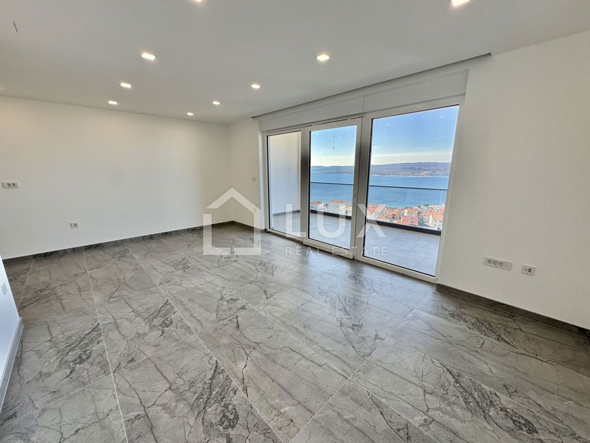 CRIKVENICA - stanovanje 62m2, novogradnja