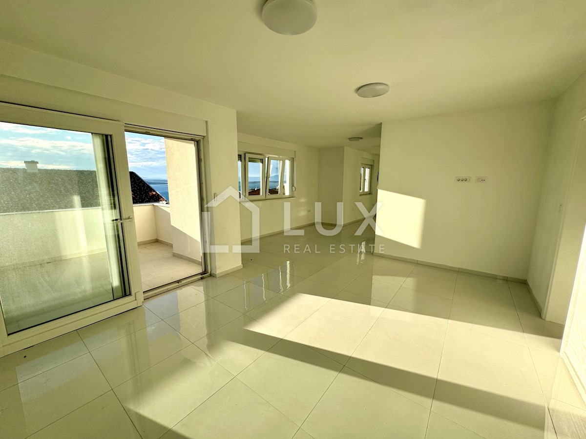 CRIKVENICA - penthouse 110m2, novogradnja