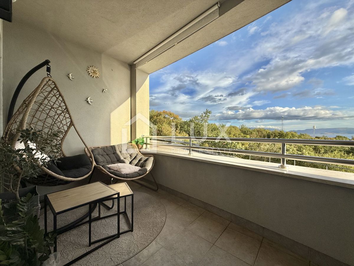 CRIKVENICA - apartma 55m2 z bazenom