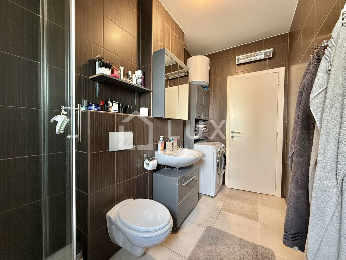 CRIKVENICA - apartma 55m2 z bazenom