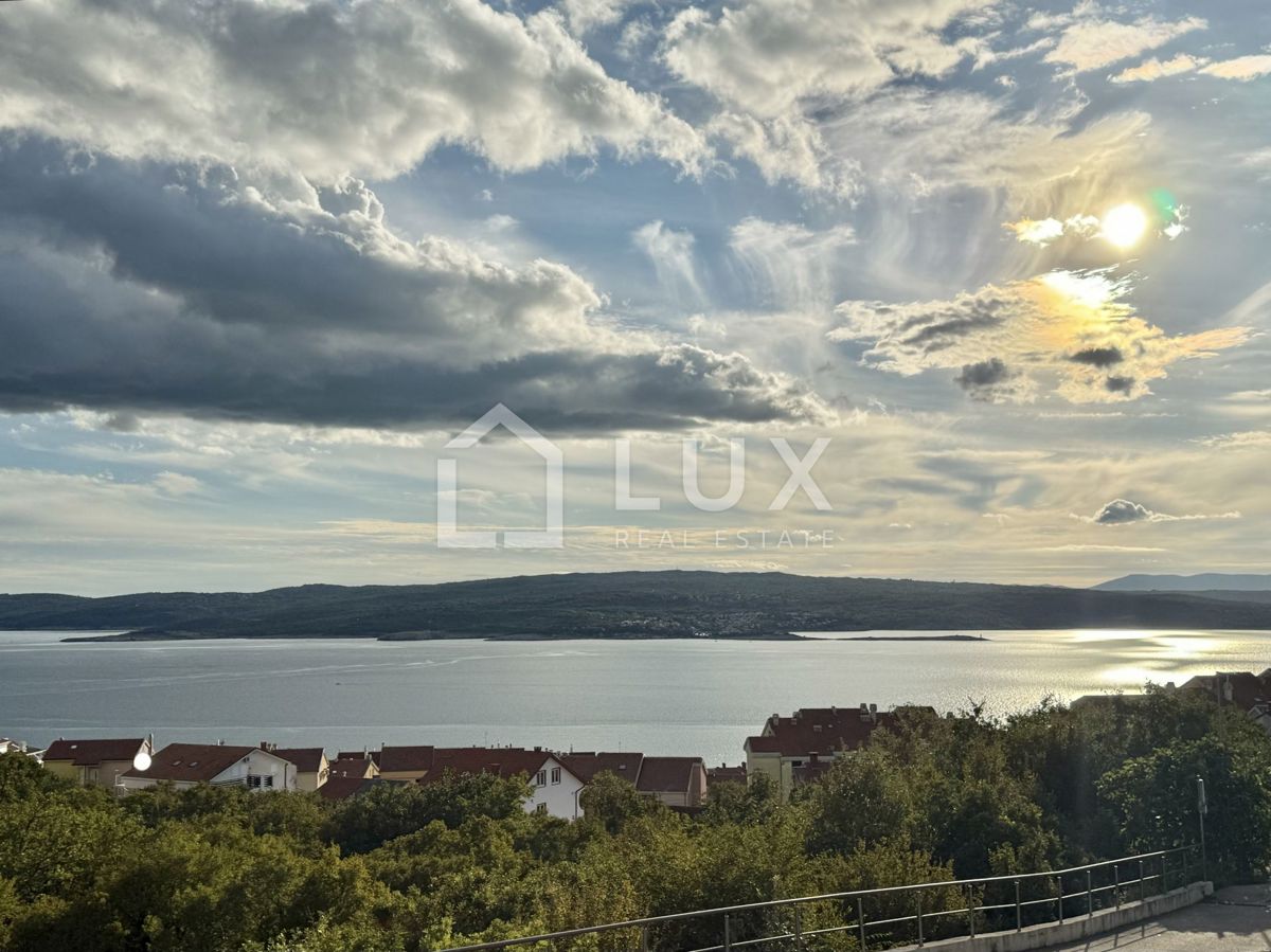 CRIKVENICA - apartma 55m2 z bazenom