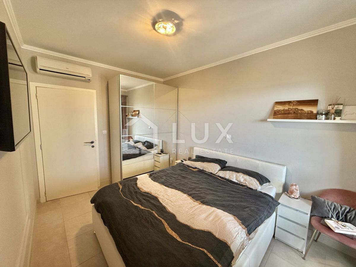 CRIKVENICA - apartma 55m2 z bazenom